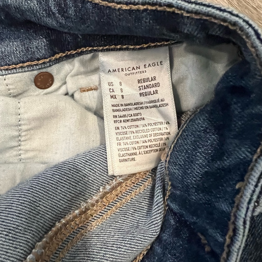 American Eagle Mom Jean - Picture 6 of 8